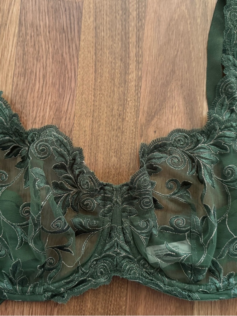 Soma Embroidered Underwire Bra in Forest Green 36D metallic embroidery